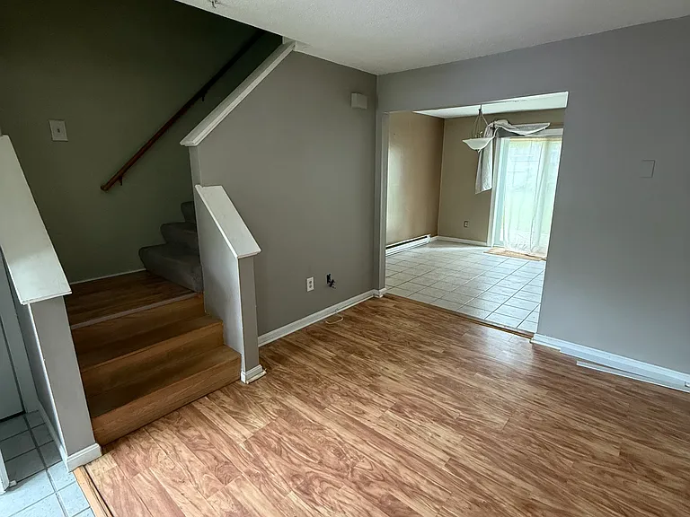 7 Pine Hill Dr #7 — Photo 7