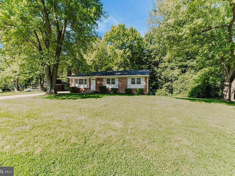 5683 Ravenel Ln — Photo 37