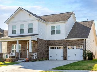 1135 Westgate Dr, Gallatin, TN 37066
