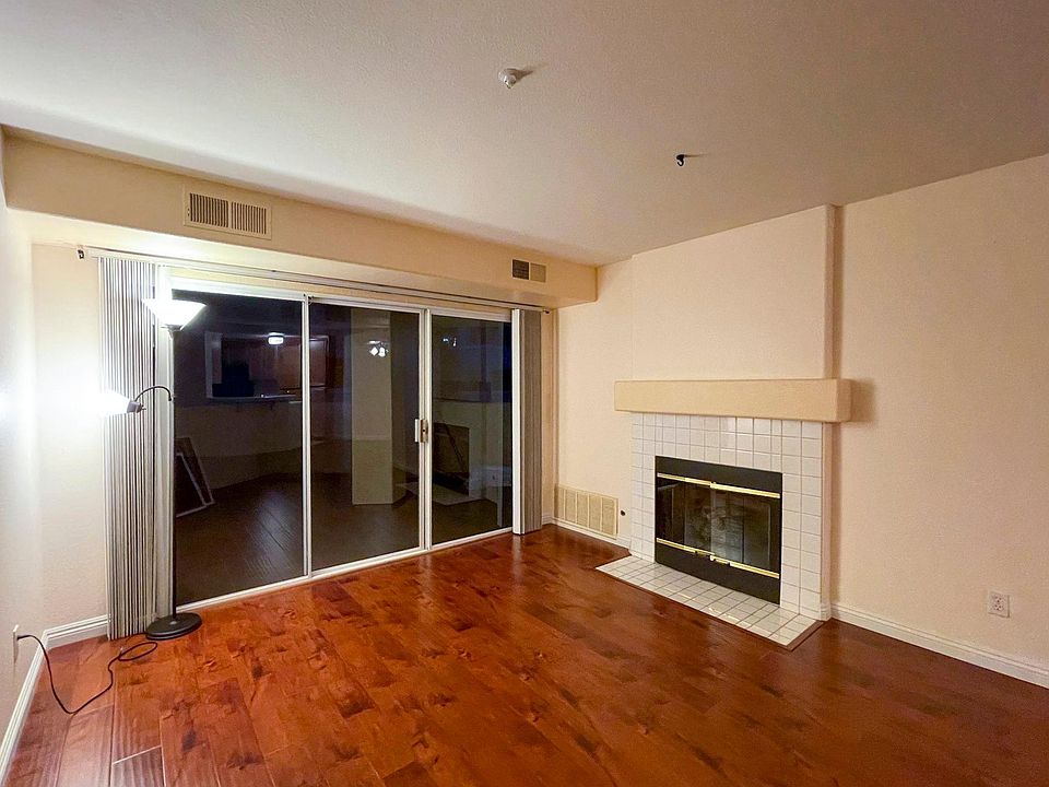 1st image of 11215 Affinity Ct Unit 77
