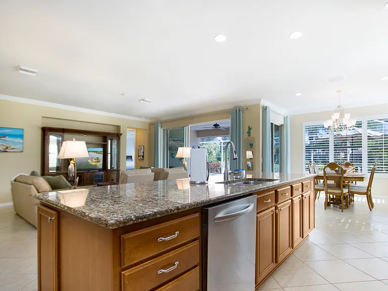 15006 Cuberra Ln — Photo 12