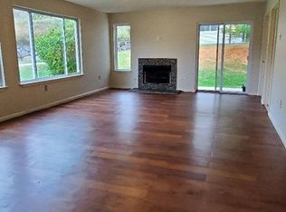 172 Falcon Ridge Way N, Hamburg, NJ 07419