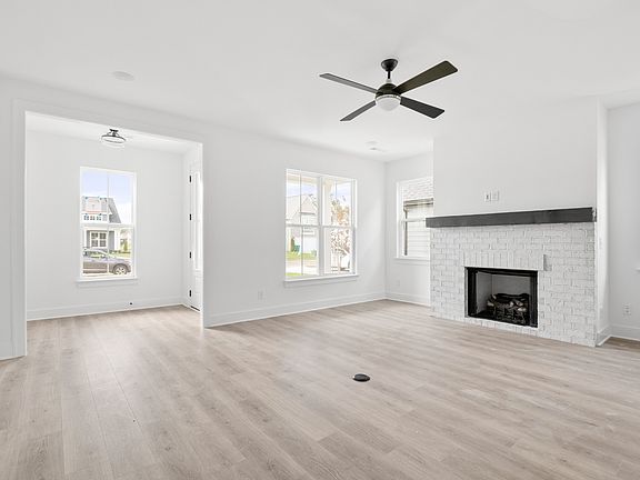 3rd image of 6906 Chatsworth Ct Lot 7
