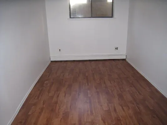 Rented by Alexiou Realty | media 9