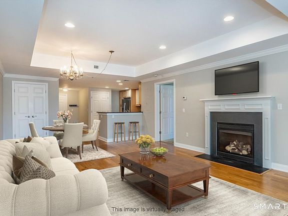 4th image of 25 Cassandra Boulevard #107