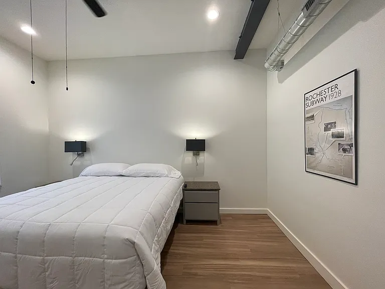 303 Congress Ave #5 — Photo 9