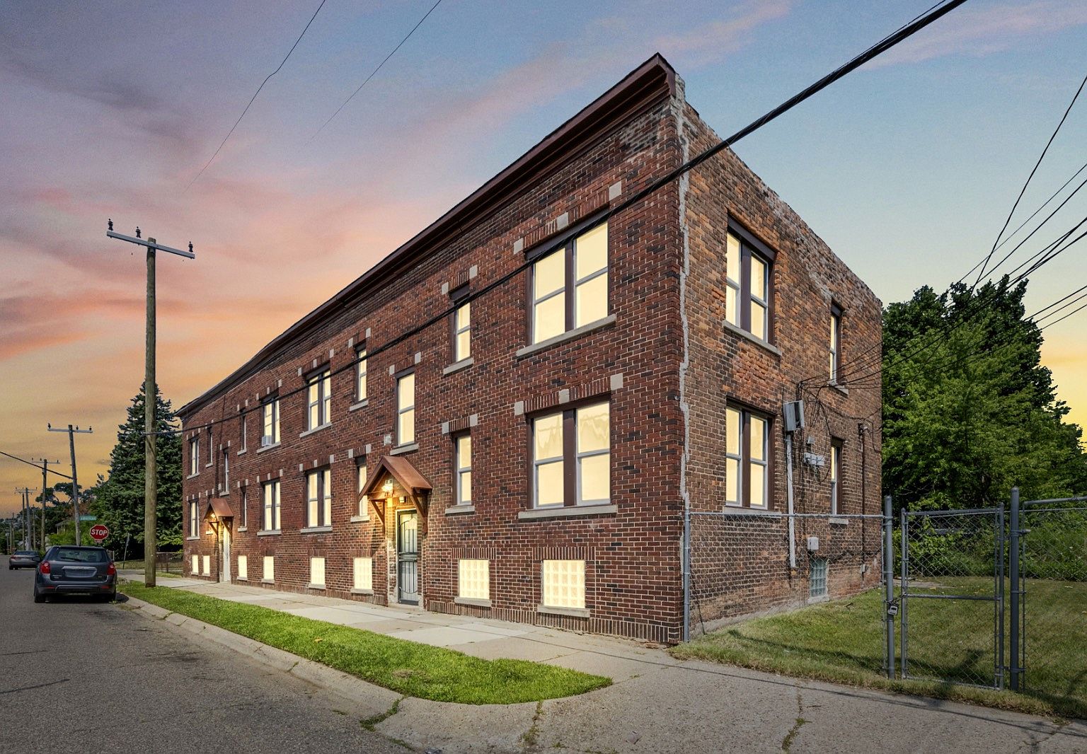 7430 Alaska St, Detroit, MI 48204