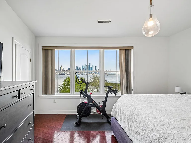 22 Avenue At Port Imperial #302 — Photo 24