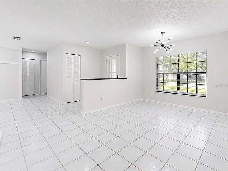 1431 Peachfield Dr — Photo 8