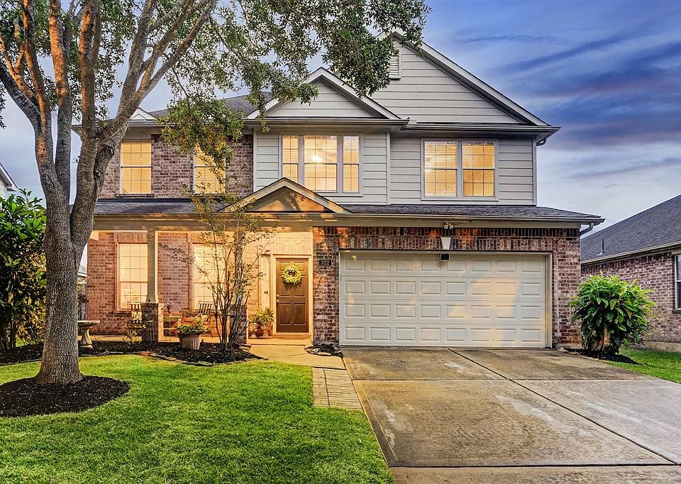 1st image of 322 Briar Trace Ln