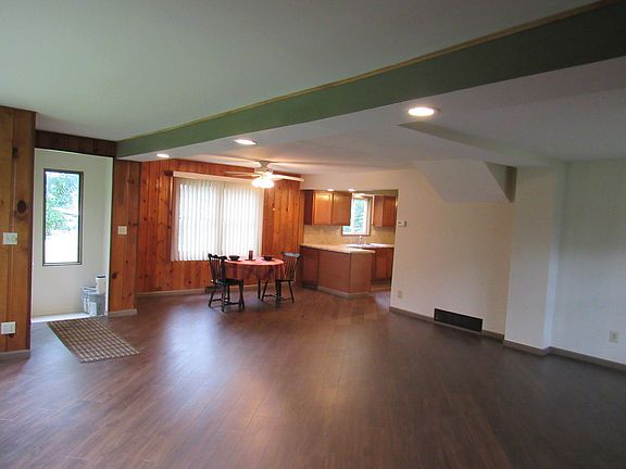 5th image of 22183 W Spruce Dr