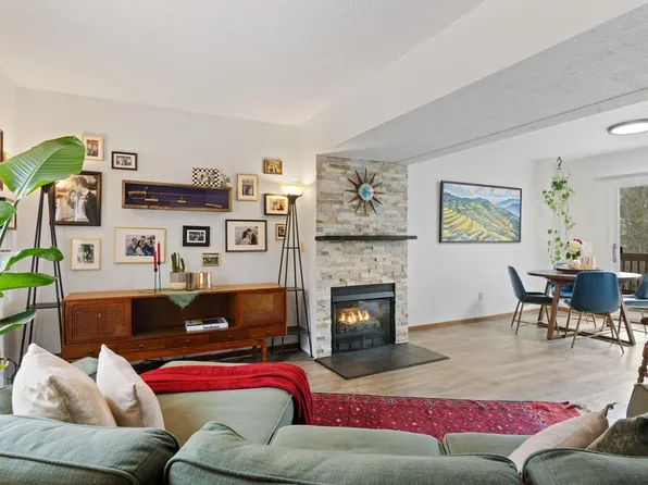 3305 Emily Ln, Traverse City, MI 49686