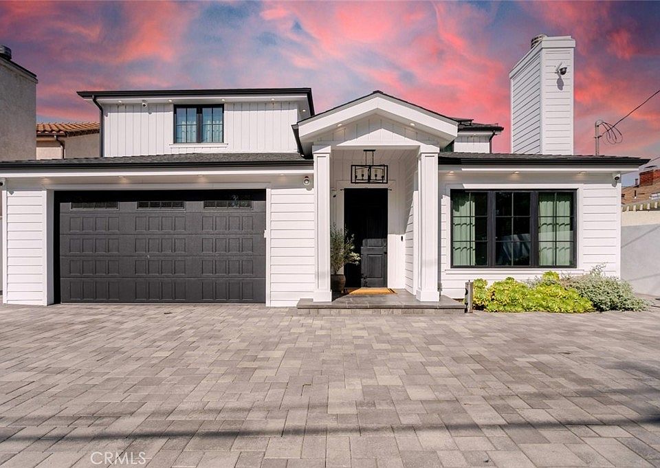 1st image of 5949 Rhodes Ave