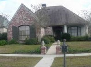 6923 Rose Hill Dr, Baton Rouge, LA 70817