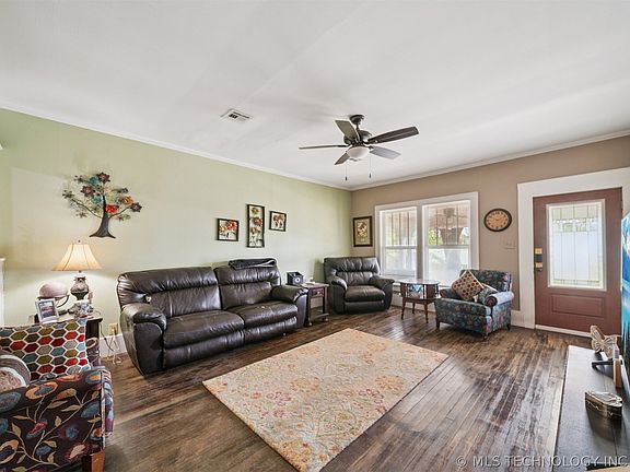 3rd image of 505 N Cimarron Ave