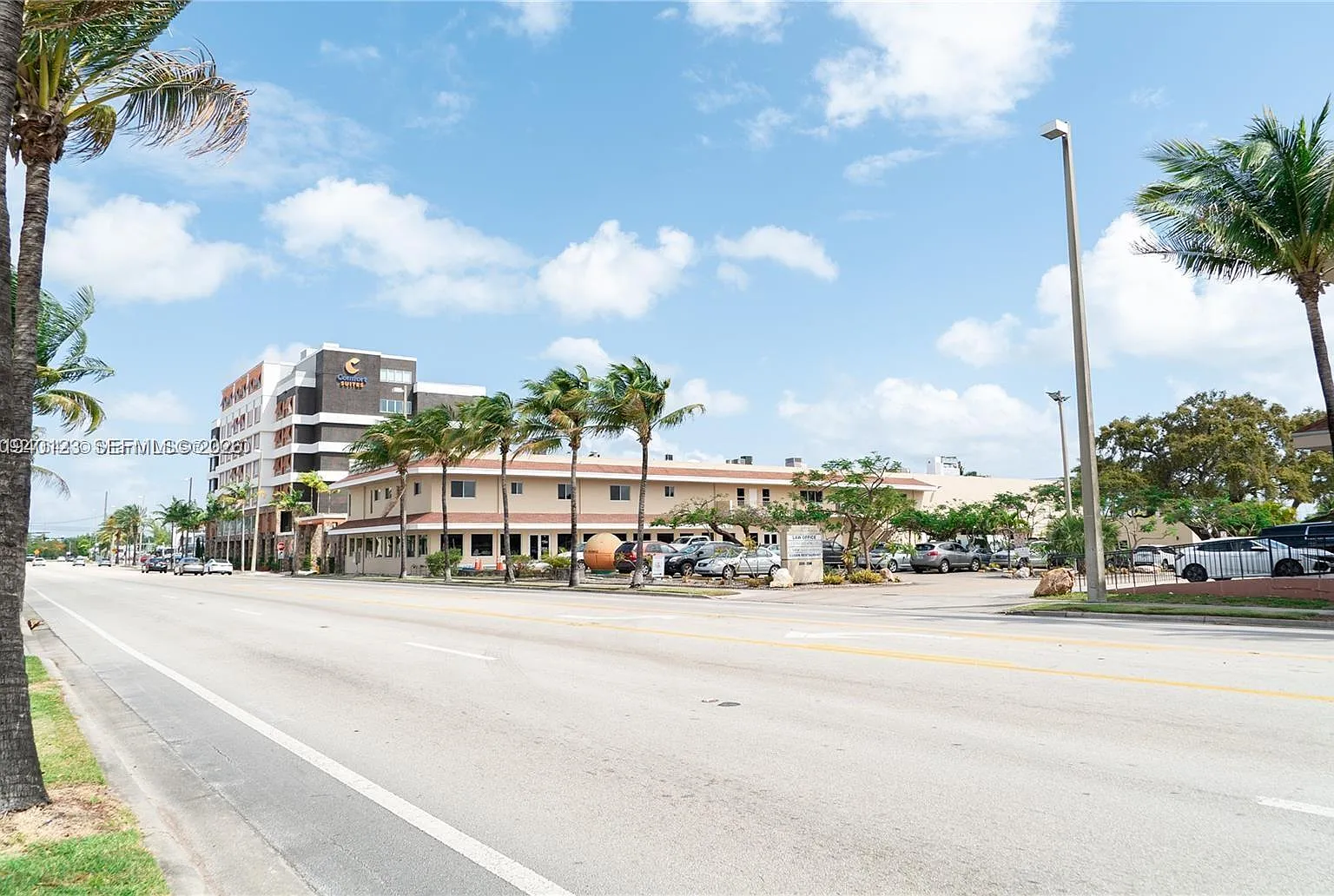 Cocoanut Hill — Photo 1