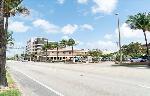 236 N Federal Hwy #201 Photo 1
