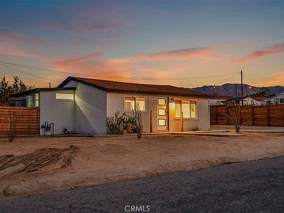 4th image of 61853 Grand View Cir