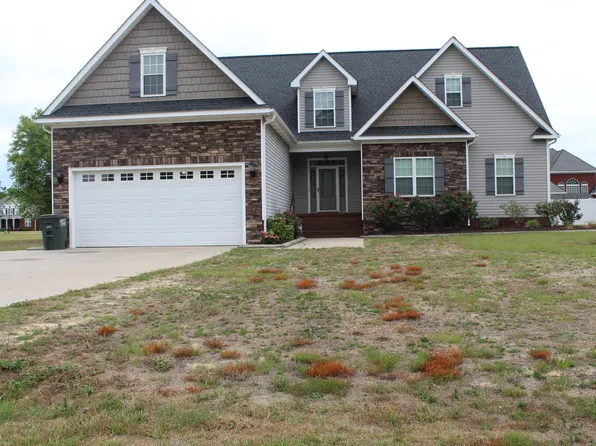 111 Apple Tree Ln, Pikeville, NC 27863
