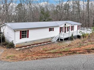 660 Shenandoah Dr, Dahlonega, GA 30533