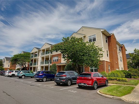 4th image of 800 Brassie Ln APT N