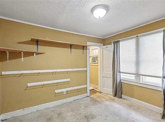3rd image of 7528 Harrison St