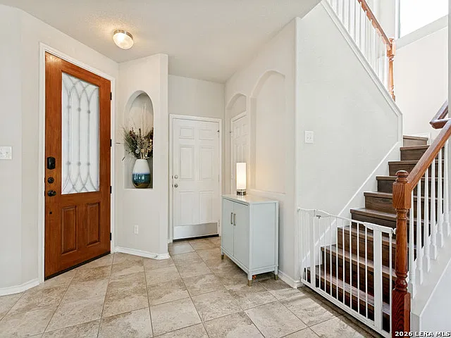 3 bed, 2.5 bath, 1381 sqft, $2,200 — Photo 4