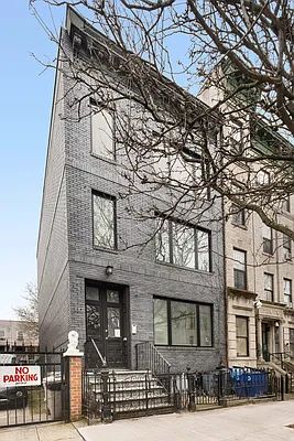 Sold by Compass | media 1