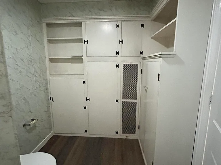 352 Market St #B — Photo 7