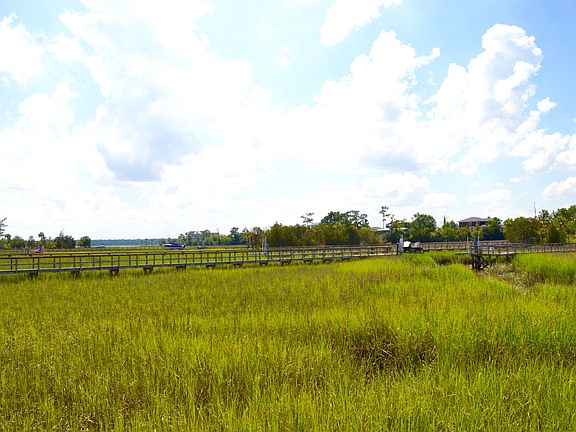 2nd image of 1949 N Creek Dr