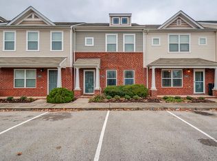 1024 Somerset Springs Dr, Spring Hill, TN 37174