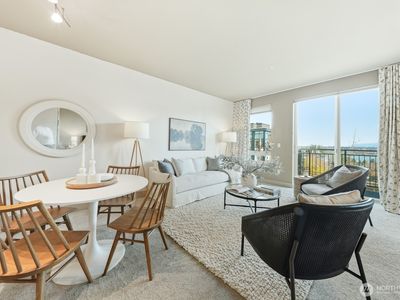 6801 Greenwood Avenue N #415, Seattle, WA, 98103