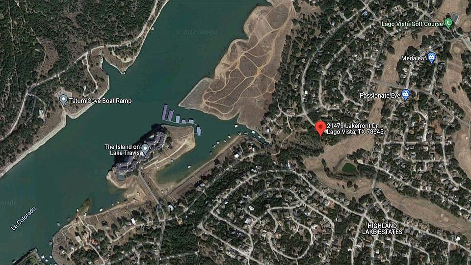 1st image of 21479 Lakefront Dr