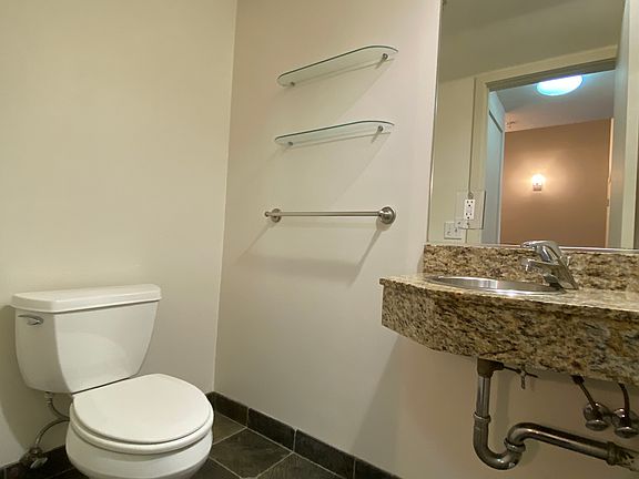 5th image of 701 Minna St APT 1