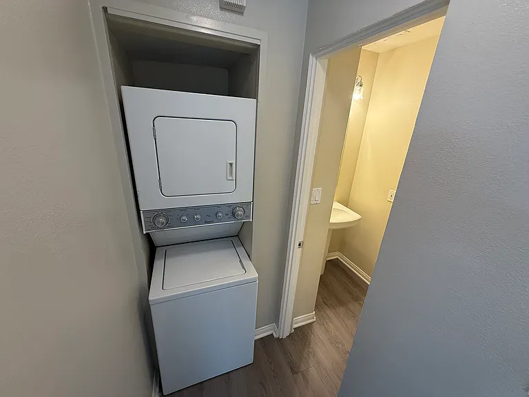 40245 Harris Ln #104 — Photo 6