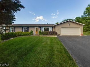 6516 Fordice Dr, Mount Airy, MD 21771
