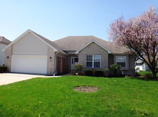 351 Cardinal Dr, Manteno, IL 60950