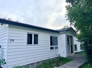 174 Indian Pond Dr, Conception Bay South, NL A1X6P4
