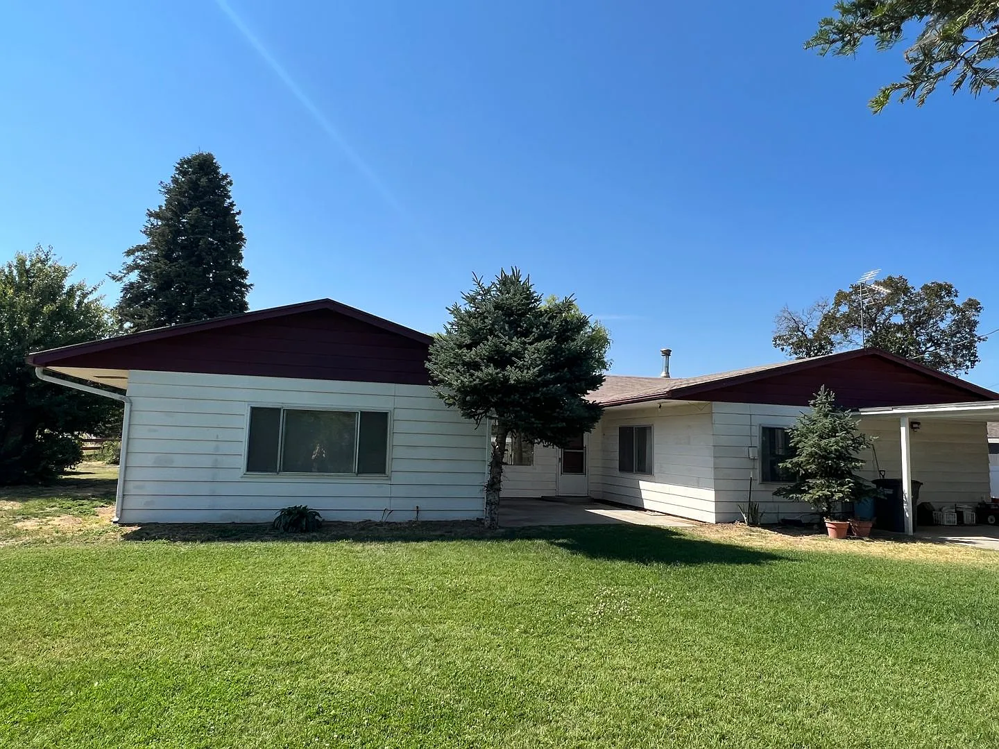 1570 Cutler Way photo 1