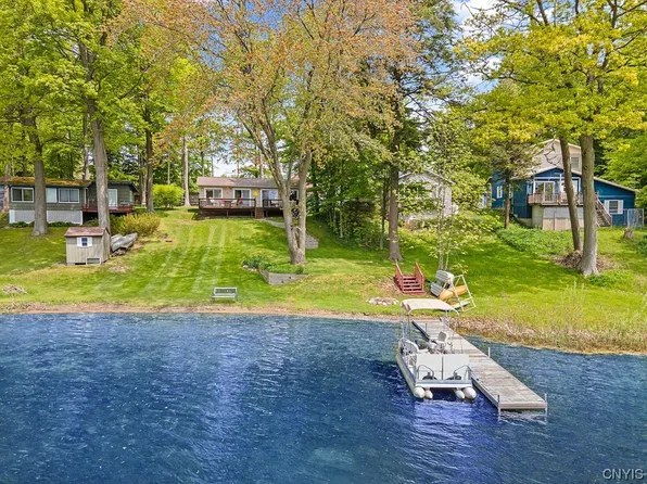 1932 Rittenhouse Sq, Tully, NY 13159