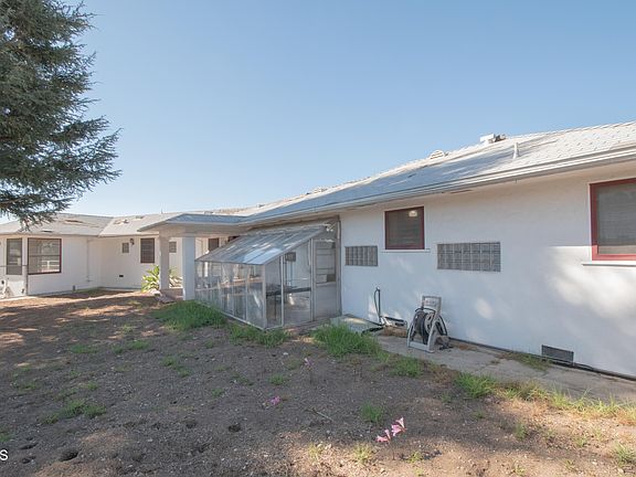 5th image of 84 E Loma Alta Dr
