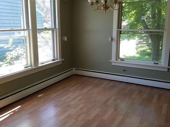 3rd image of 1350 Somerset Ave
