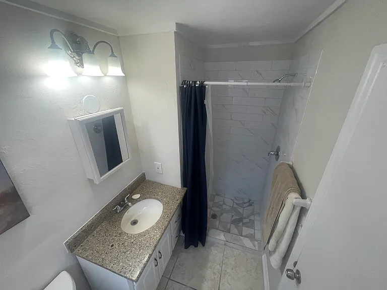 10188 Illinois St — Photo 12