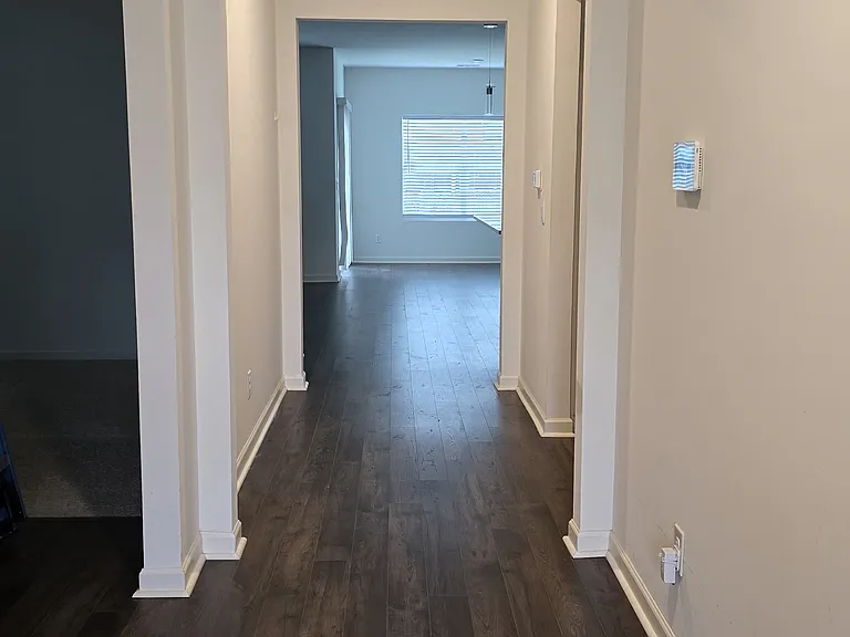 225 Firebrick Cir — Photo 2