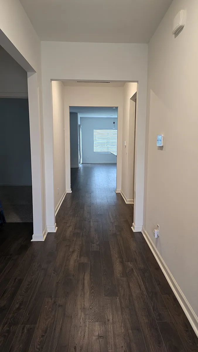 Building Photo - 225 Firebrick Cir