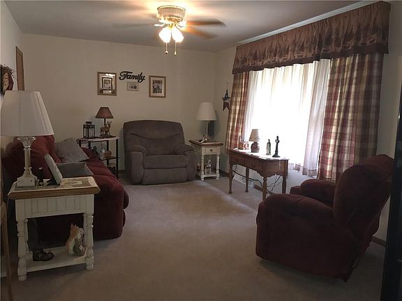 2nd image of 845 Fielding Rd