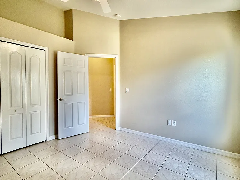 2708 Wood Pointe Dr — Photo 12