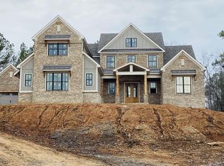 102 Tuxedo Cir, Forsyth, GA 31029