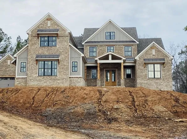 102 Tuxedo Cir, Forsyth, GA 31029