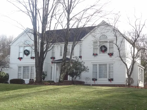102 Greenbriar Dr, Wexford, PA 15090